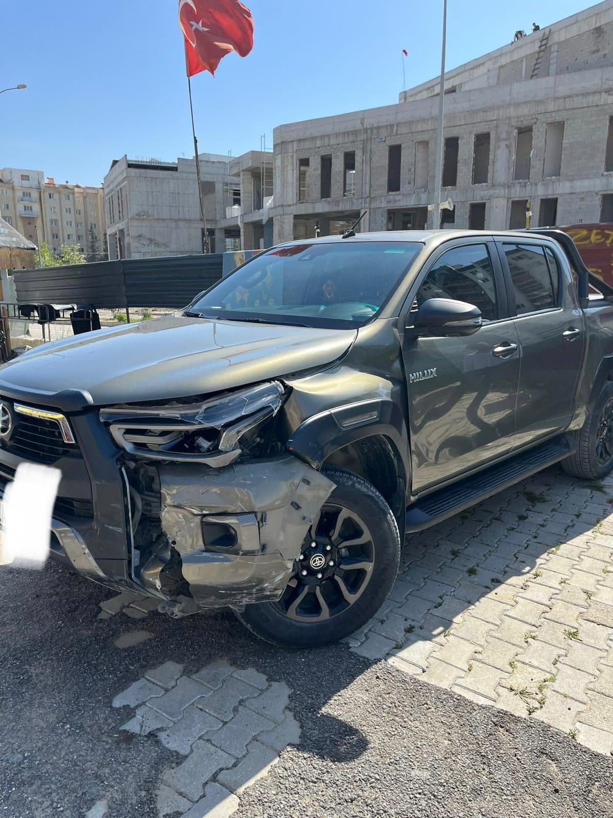 Toyota Hilux, sol ön darbe
